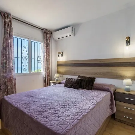 Living On The , First Line + Big Terrace Views Appartement Benalmádena